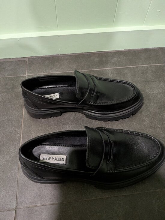 Steve Madden Lug Sole Penny Loafer Black